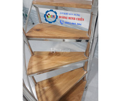 Mẫu thang sắt tại tphcm - 2