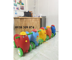 Xe chòi chân nhựa cho bé, xe chòi chân đôi nhựa cho bé