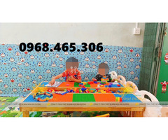 Bàn xếp lego trẻ em, bàn chơi lego cho bé bằng gỗ, bàn lego mầm non
