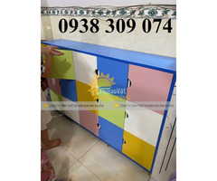 Tủ cặp dép mầm non 8 ô, tủ đựng balo mầm non - 4